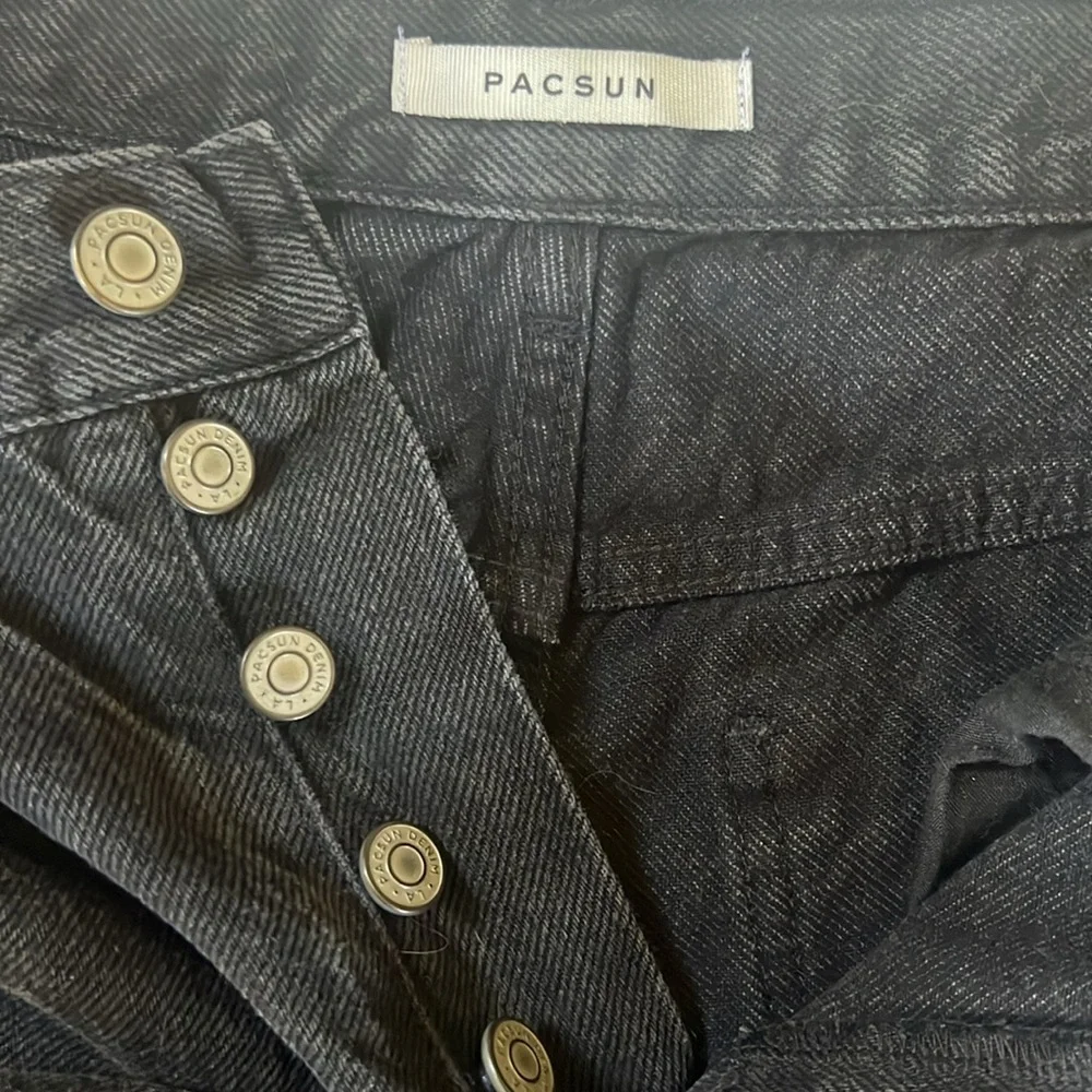 PacSun black Dad Button-Fly Jeans - Picture 3 of 4